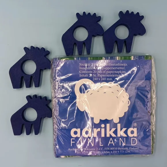 VTG Aarikka Finland 4 Blue Birch Wood Moose Napkin Rings and 20 Moose Napkins - Picture 2 of 7